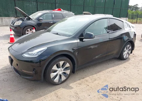 2021 Tesla Model Y Long Range Dual Motor All-Wheel Drive from USA, damaged, VIN 5YJYGDEE0MF286465